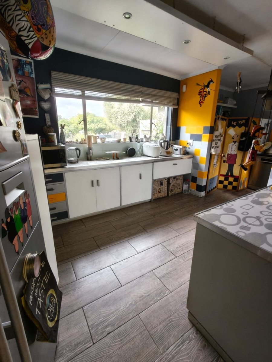 6 Bedroom Property for Sale in Dan Pienaar Free State